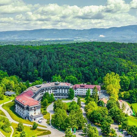 Hotel Smarjeta - Terme Krka 스마예스케토플리체 외부 사진